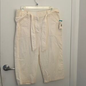 Sears Core White Canvas Self-Tie Capri Pants